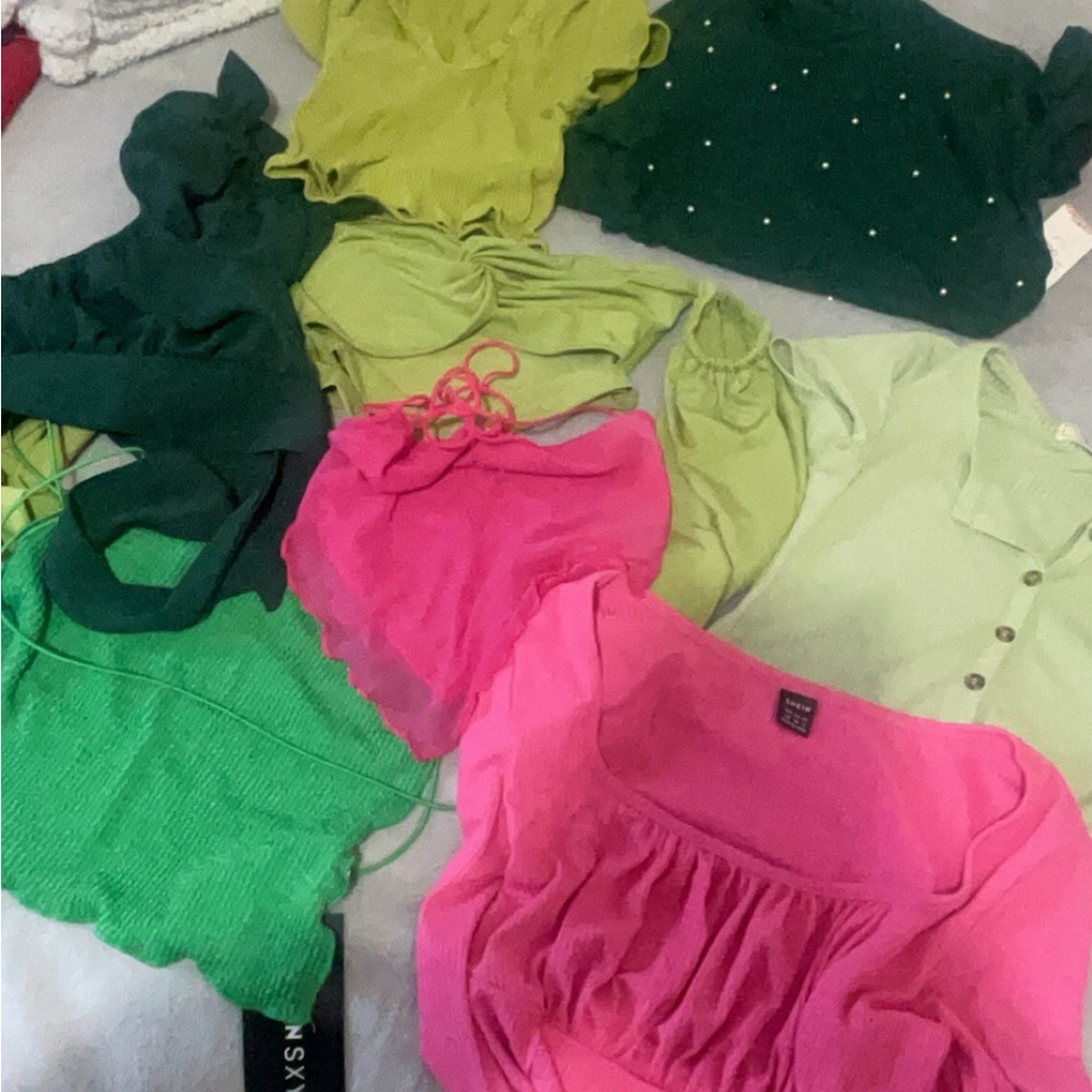Crop tops